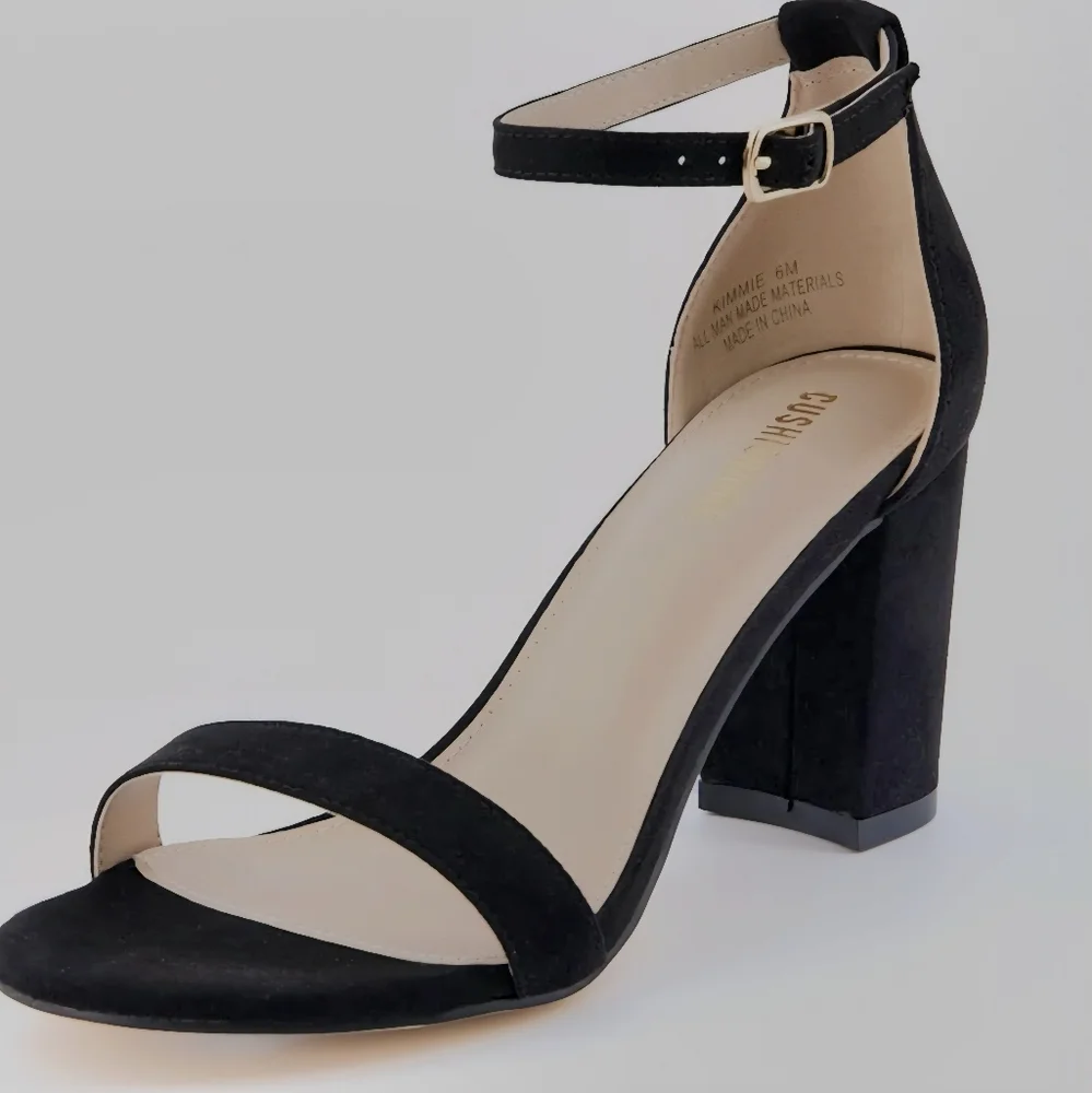 Cushionaire 'Kimmie' Black Microsuede Block Heels Womens 8